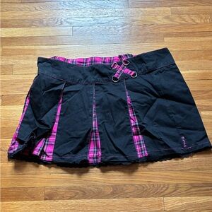 Tripp NYC Black and Pink Checkered Skirt
